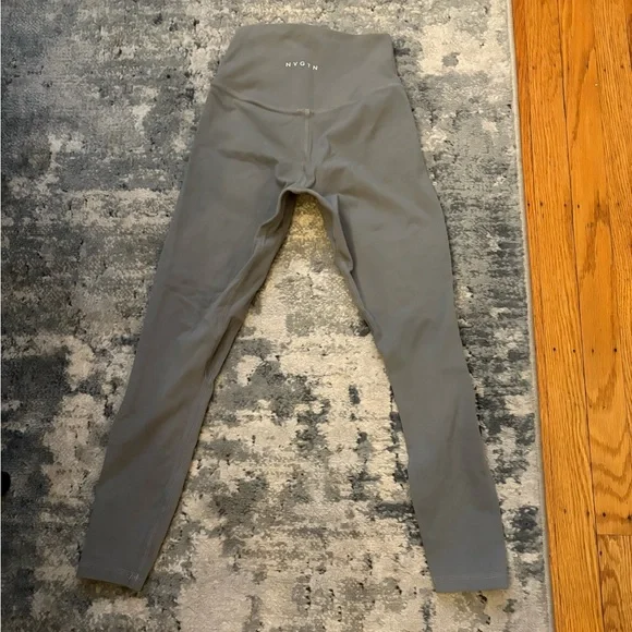 NVGTN Grey 7/8 Compression Leggings, SZ XS - Picture 2 of 6